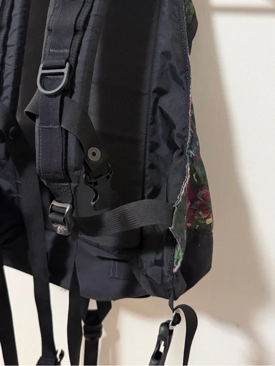 Sold - Picture 5 of 12